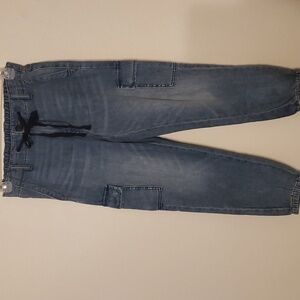American Eagle drawstring waist cargo jogger size 2 petite